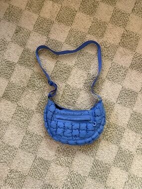 wild fable Blue Quilted Crossbody Bag